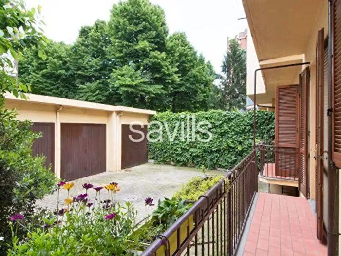 Casa con 6 locali in vendita in Via Riva del Garda, Torino