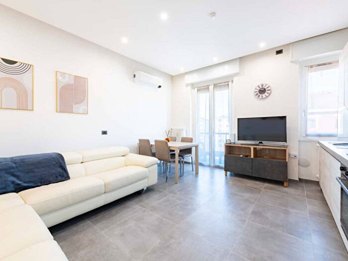 Appartamento bilocale in affitto in Via Privata Piero Martinetti, Piazzale Siena, Milano