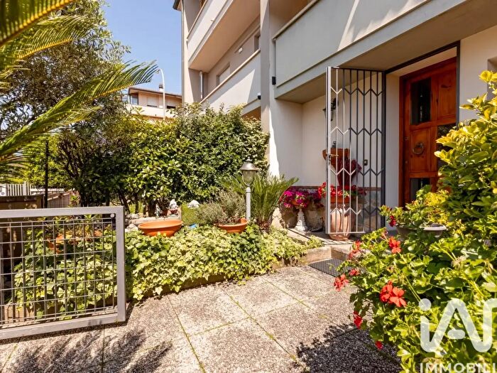 Casa con 7 locali in vendita in Via Benedetto Croce, Ponsacco