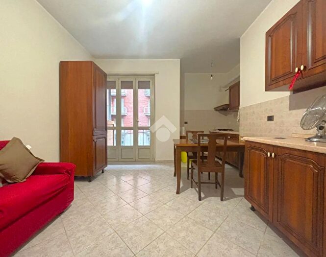 Appartamento bilocale in vendita in Via Momo, Chivasso