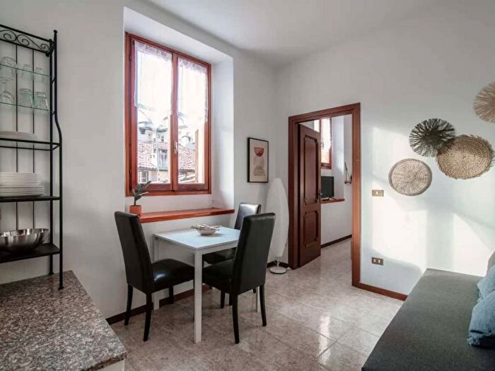Appartamento bilocale in affitto in Piazza Roma, Centro Storico, Como