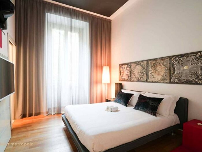 Appartamento trilocale in affitto in Via Pietro Maroncelli, Garibaldi Corso Como, Milano