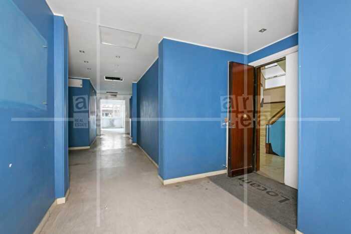 Appartamento con 17 locali in affitto in Via degli Ammiragli, Roma