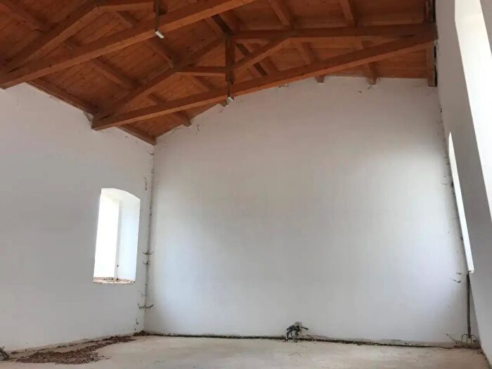 Casa trilocale in vendita in Via San Demetrio Snc, Villa SantAngelo