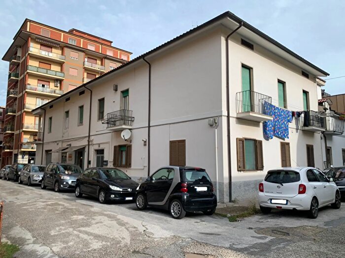 Appartamento con 5 locali in vendita in Traversa II di Via Maggio Isernia Isernia, Isernia