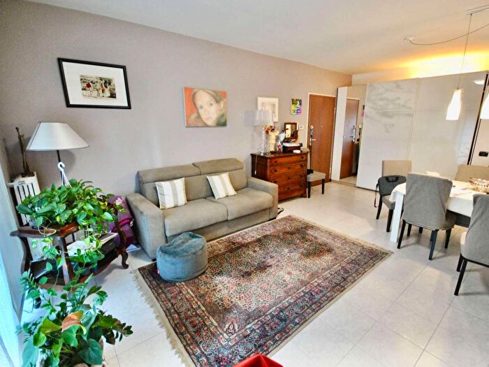 Appartamento trilocale in affitto in via Marco Ulpio Traiano, Portello Parco Vittoria, Milano