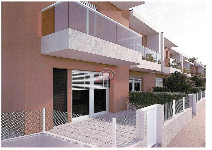 Casa quadrilocale in vendita in Cesena