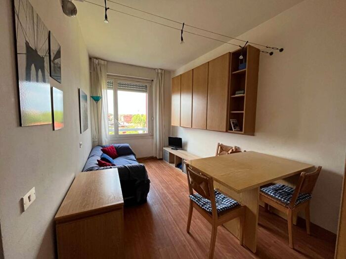 Appartamento bilocale in affitto in Via Alcide De Gasperi, Vedano al Lambro