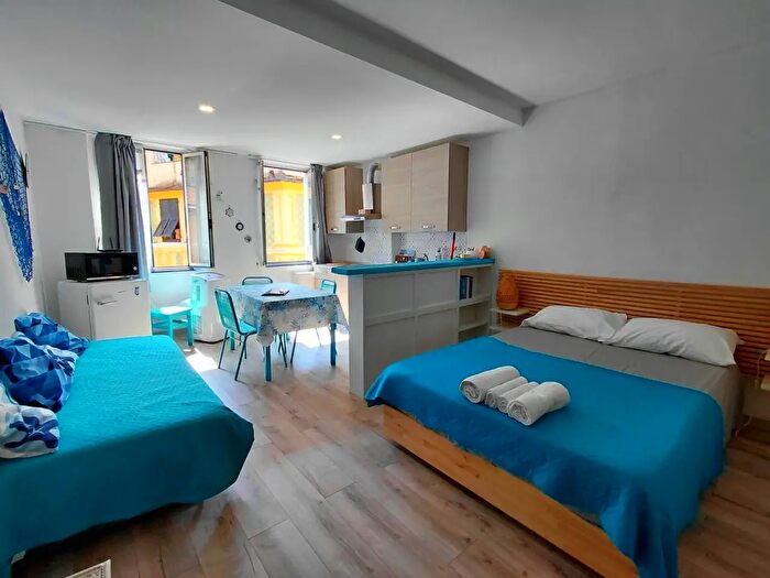 Appartamento monolocale in vendita in Via Malocello, Varazze