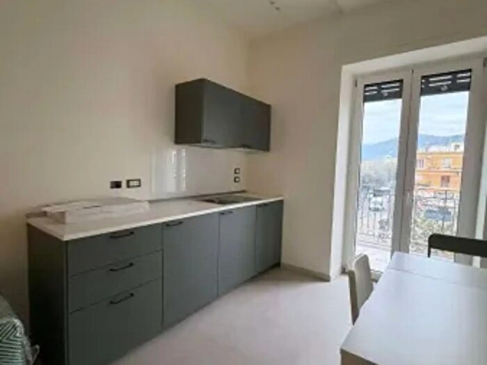 Appartamento trilocale in affitto in Piazza Giacomo Matteotti Snc, Nola