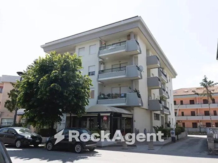 Appartamento trilocale in vendita in Via Giuseppe Mazzini, Alba Adriatica