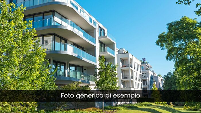 Appartamento con 7 locali in vendita in Via Cavalieri di Vittorio Veneto a, Bari