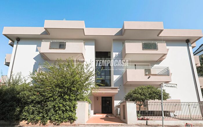 Appartamento quadrilocale in vendita in Viale Luigi Pirandello, Riccione