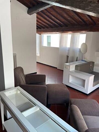 Appartamento trilocale in affitto in Piazza dOgnissanti, Borgo Ognissanti Il Prato, Firenze