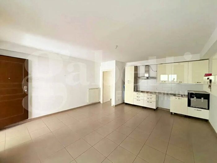Appartamento trilocale in vendita in Via Fiume Snc, Orte