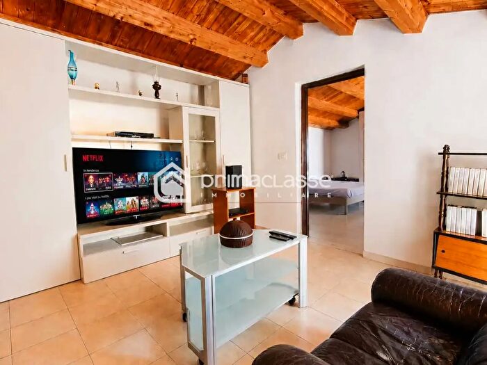 Casa con 5 locali in vendita in Modica