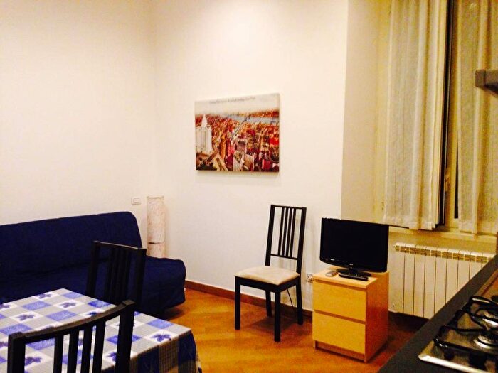 Appartamento monolocale in affitto in Viale Regina Margherita, Trieste Coppedè, Roma