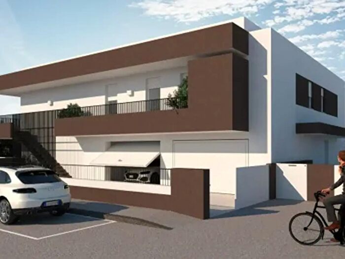 Appartamento quadrilocale in vendita in Piazza Giuseppe Mazzini, Camponogara