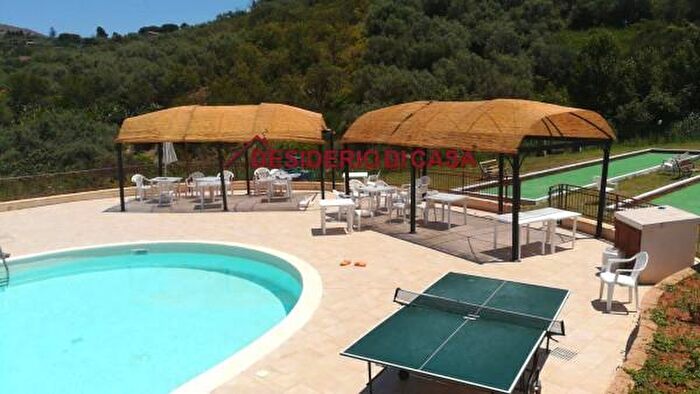 Casa con 5 locali in vendita in Intercomunale, Trabia