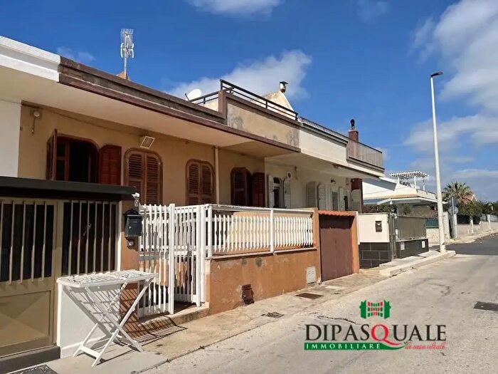 Casa con 7 locali in vendita in Via del Melograno, Santa Croce Camerina