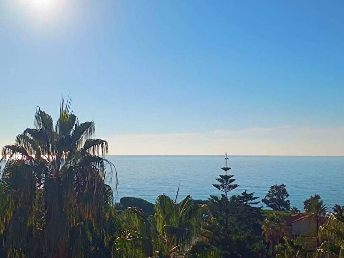 Appartamento quadrilocale in affitto in San Martino Villetta, Sanremo