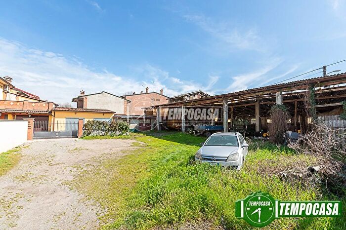 Casa in vendita in Via degli Orti, Quintano