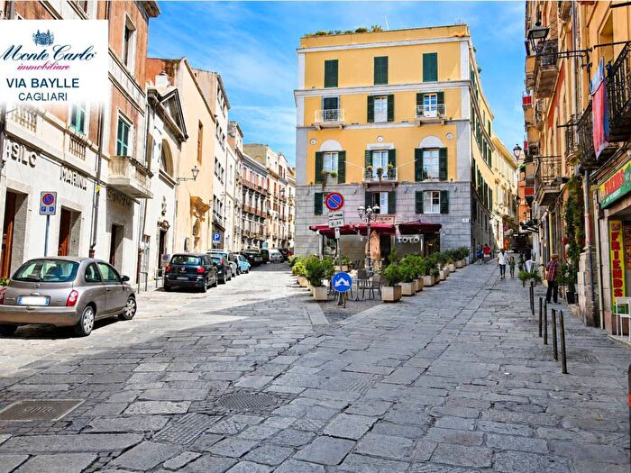 Appartamento in affitto in Via Lodovico Baylle, Marina, Cagliari