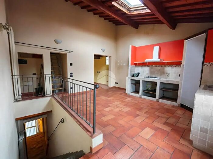 Appartamento trilocale in vendita in Via di Peretola, Firenze
