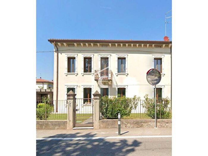 Appartamento quadrilocale in affitto in Corrubbio, San Pietro in Cariano