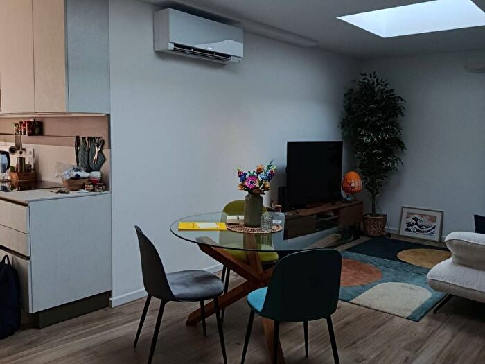 Casa bilocale in affitto in Via Antonio Meucci, Ponte Nuovo, Milano