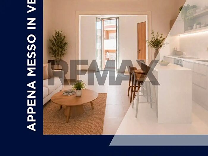 Appartamento trilocale in vendita in Via Cristoforo Colombo, Grottaglie