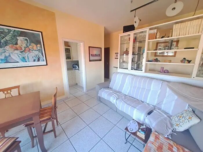 Appartamento trilocale in vendita in Via Legnano, San Giorgio Su Legnano