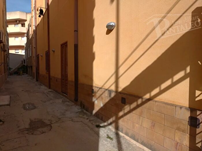 Appartamento in affitto in Via Sirtori, Milano