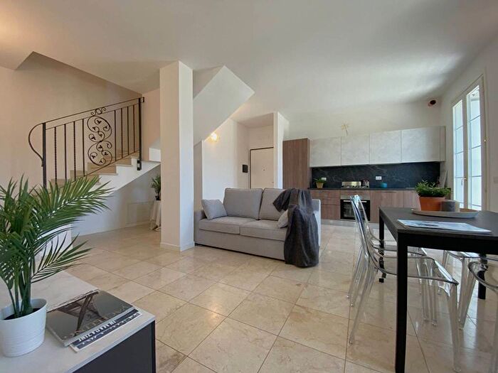 Appartamento trilocale in vendita in Via Lughese, Villafranca, Forlì