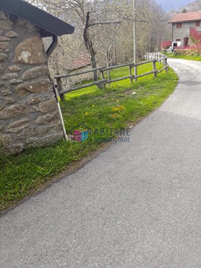 Casa trilocale in vendita in Sillano Giuncugnano