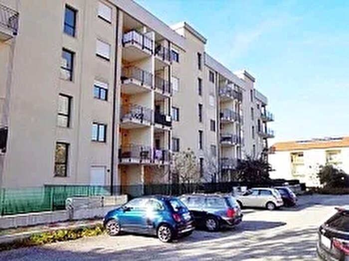 Appartamento con 5 locali in vendita in Via Bari Chieti Ch, Chieti