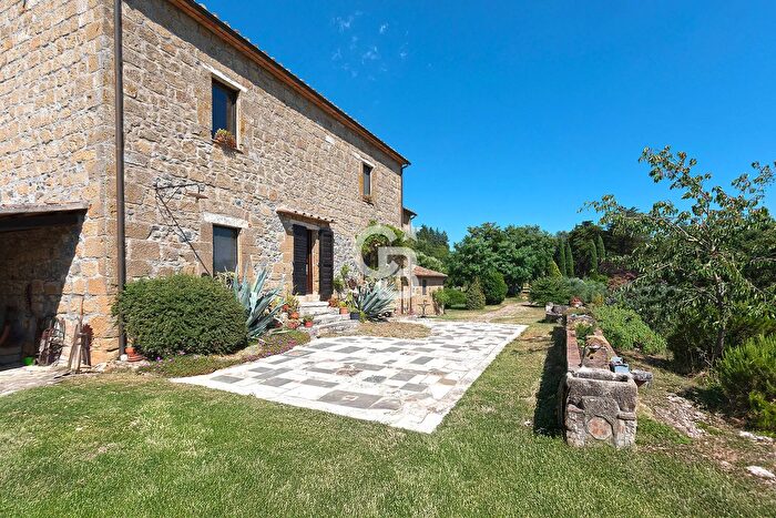 Casa con 8 locali in vendita in Podere Le Selvacce, Pitigliano