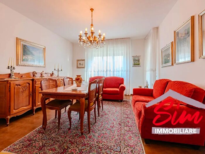 Appartamento trilocale in vendita in Via Palermo Snc, Novara