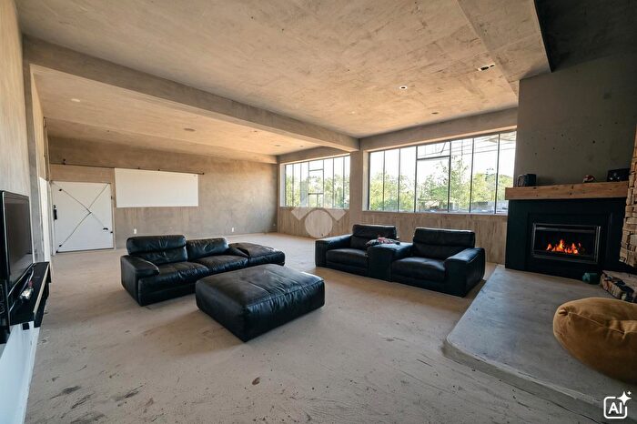 Appartamento quadrilocale in vendita in Vicolo Disciplina, Bussolengo