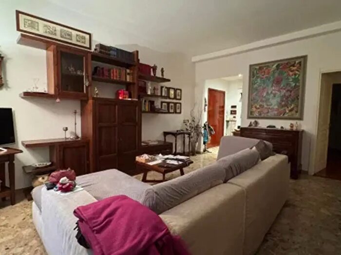 Appartamento con 6 locali in vendita in Via Aurelio Bertola, Forli