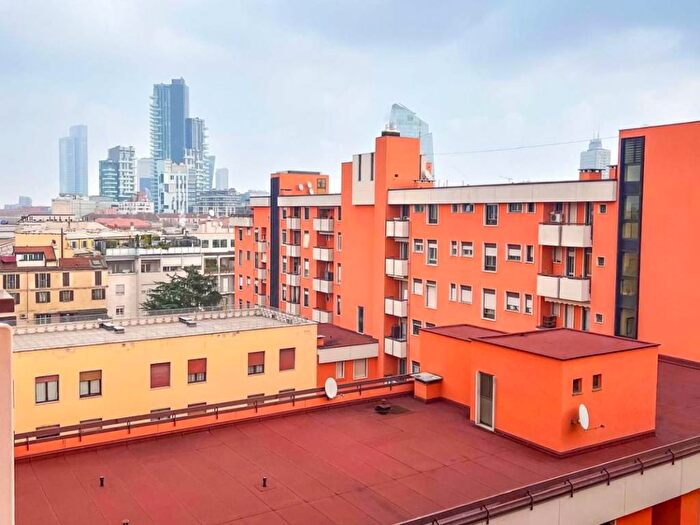 Casa trilocale in affitto in Via San Marco, Moscova, Milano