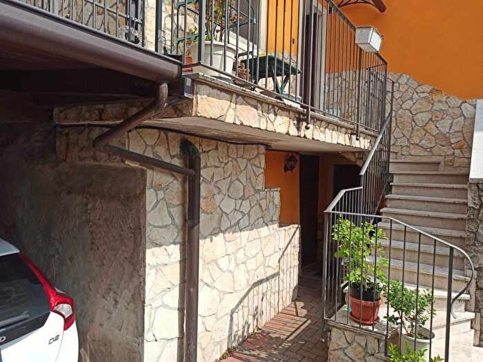 Appartamento trilocale in affitto in Via dei Muzzi, Sovizzo