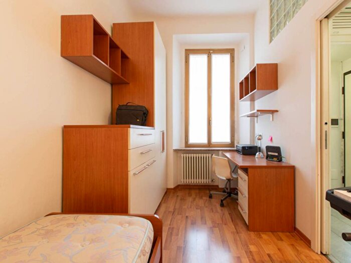 Appartamento trilocale in affitto in Viale Bligny, Bocconi, Milano