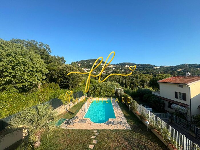 Casa con 6 locali in vendita in Livorno