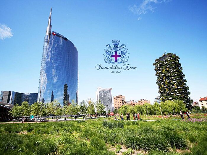 Appartamento trilocale in affitto in Via Raimondo Franchetti, Repubblica, Milano