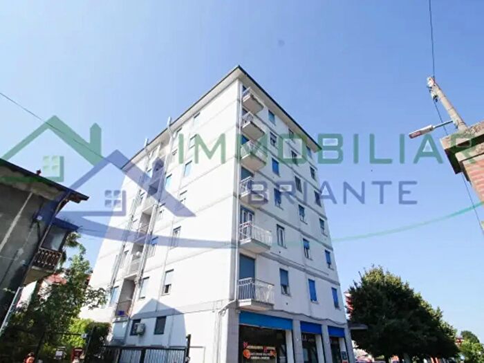 Appartamento trilocale in vendita in Via Aprile, Castelletto Sopra Ticino