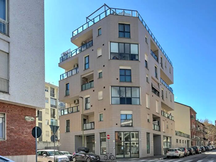 Appartamento quadrilocale in affitto in Via Medici, Torino