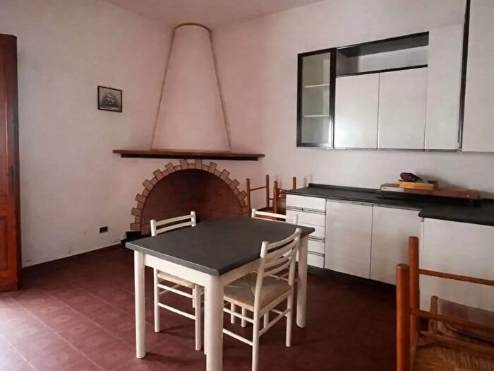 Appartamento con 15 locali in vendita in Assemini