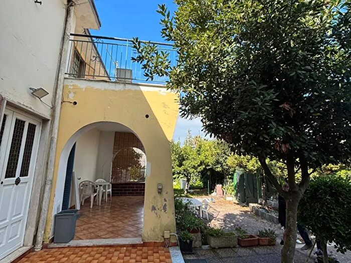 Casa con 7 locali in vendita in Via Mar Ionio, Pontecagnano Faiano