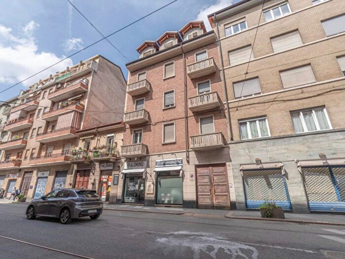 Appartamento trilocale in affitto in Via Nicola Fabrizi, Campidoglio, Torino
